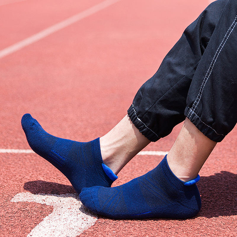 Outdoor Sports Socks Men Socks Towel Bottom Sweat Socks Breathable Mesh